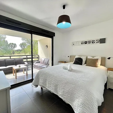 Appartement La Terrasse Du Golf, Apparement Avec Piscine, Wifi, Parking *