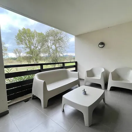 Apartment La Terrasse Du Golf, Apparement Avec Piscine, Wifi, Parking